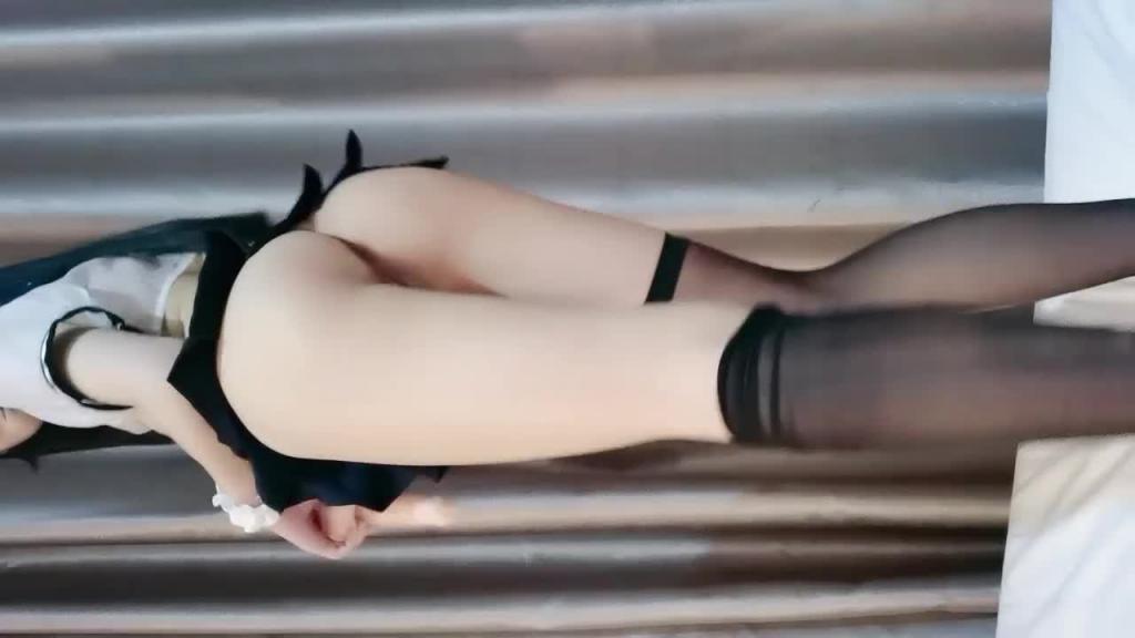 清纯又淫荡反差18小萝莉,双马尾情趣制服,无毛嫩穴 预览截图 9