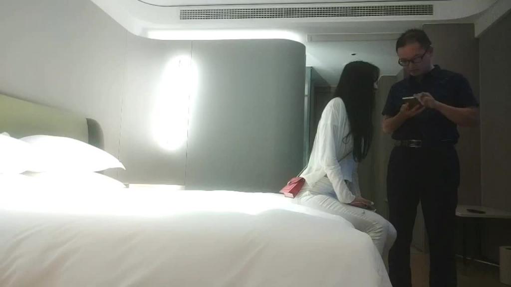 (178长腿车模下海)搞完问你结婚了吗 预览截图 1