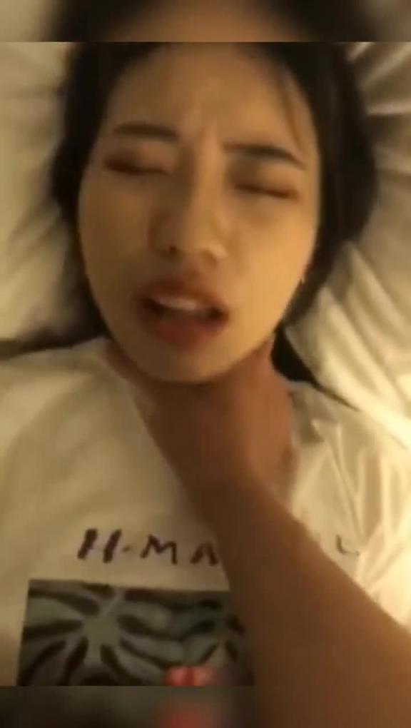 约炮大三学姐 预览截图 5