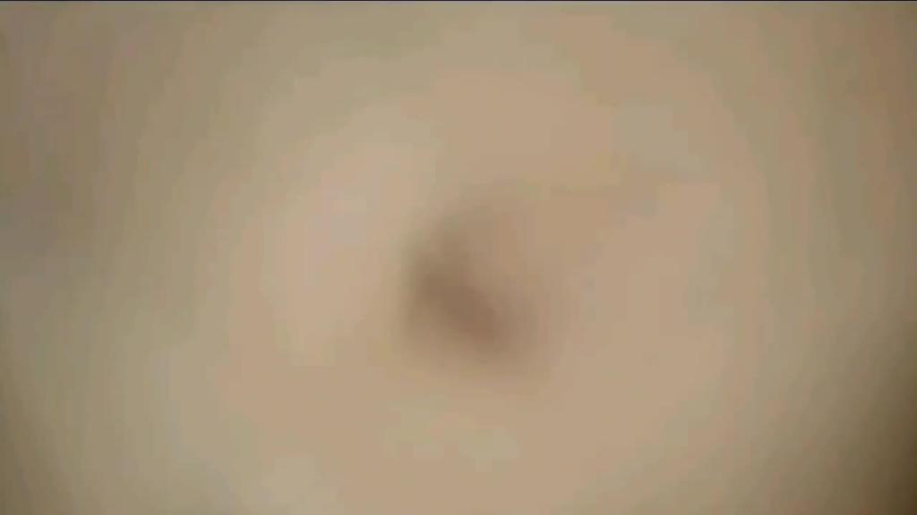 半推半就的把小姨子操了内射后，小姨子说tmd你真恶心射里面了，怀孕找你负责！ 预览截图 11