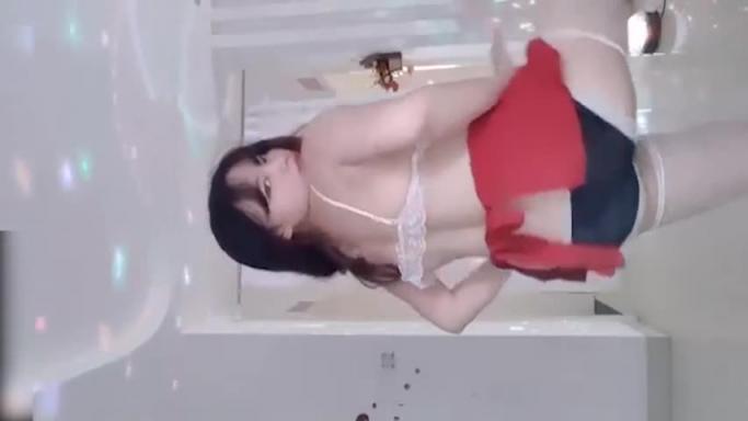 (花椒主播]极品御姐花椒#湘妹多情大尺度露点骚舞诱惑合集 预览截图 5