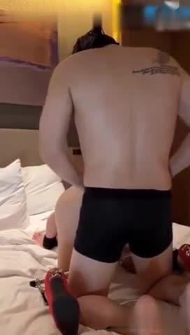 富人游戏凌辱调教高颜值小母狗 预览截图 11