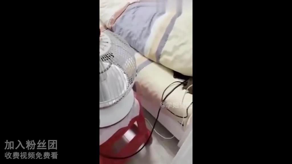 全程真实对白记录趁老爸不在家儿子操妈妈不料意外怀孕! 预览截图 9
