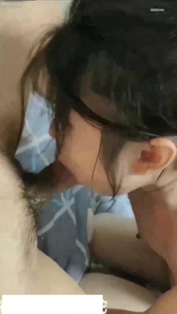 【抖音网红】蛇信子姐姐2022上部人前端庄人后骚 喝尿足交肉机 预览截图 8