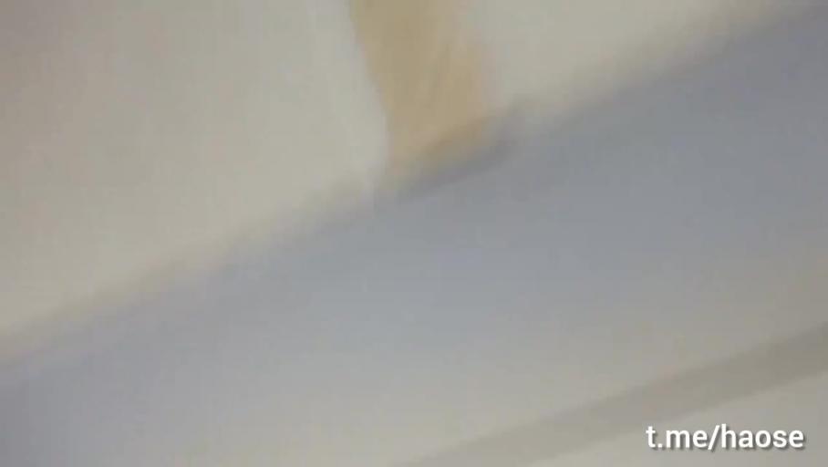 公共厕所偷拍银行职员被发现 预览截图 3