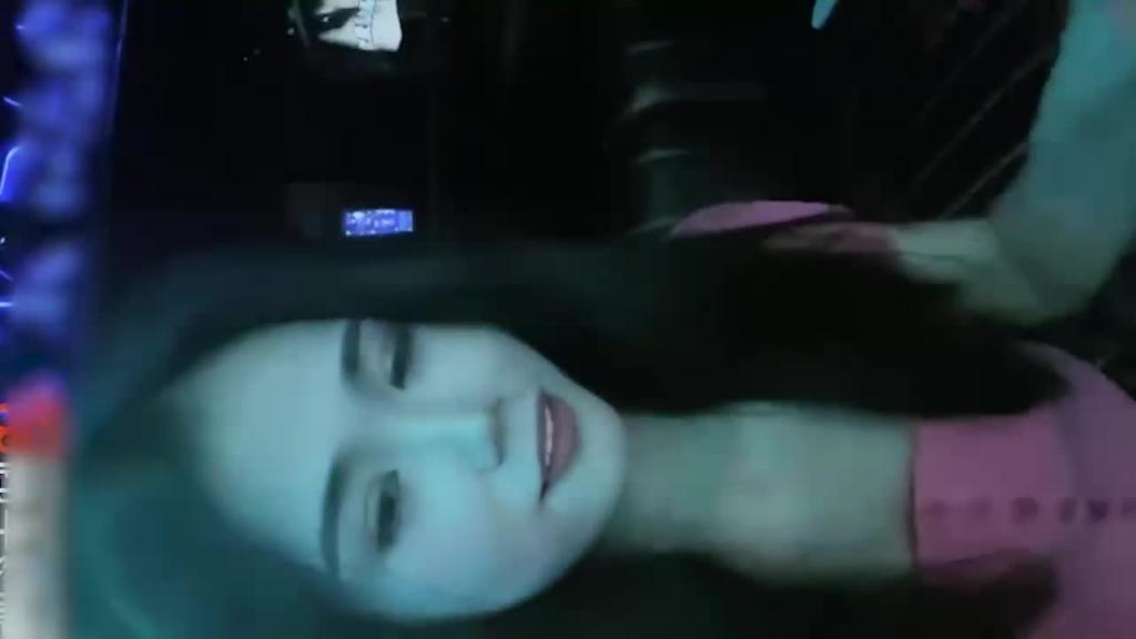 极品尤物美女！KTV自慰诱惑！到卫生间玩超刺激，脱光光跳蛋震穴，近距离特写 预览截图 1