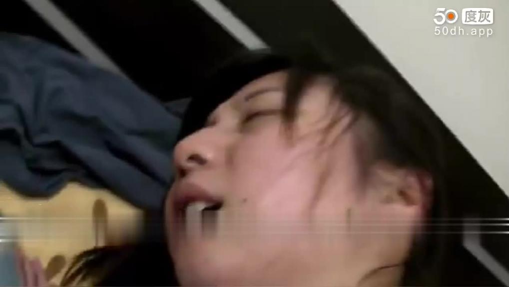 瞒着媳妇偷上刚上大三的少女小姨子,永远喂不饱(露脸) 预览截图 10