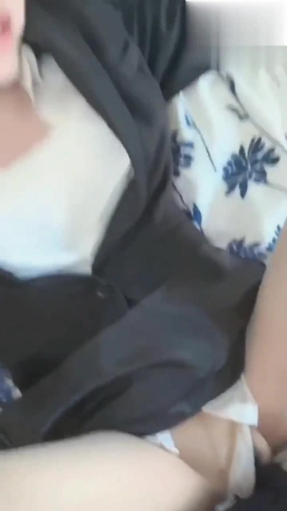 【姐弟乱伦】内射骚逼姐姐 预览截图 11
