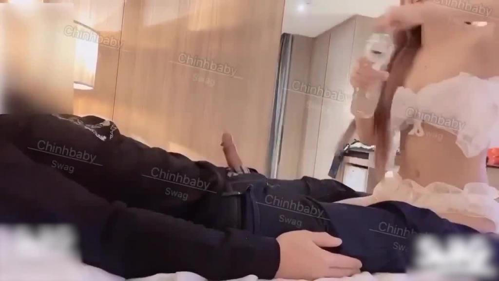 台湾SWAG Chinhbaby 冰火五重天 台中最会摇地表最强body 三分钟摇到射 预览截图 3