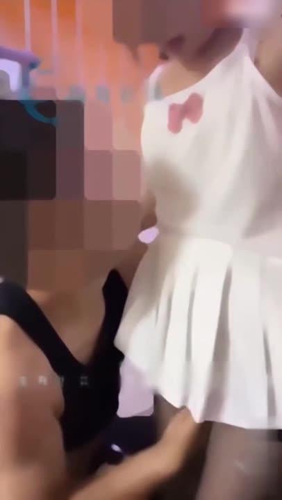 真实父女乱伦和19岁女儿乱伦做爱全过程附带生活照全中文字幕介绍分阶段介绍 预览截图 4