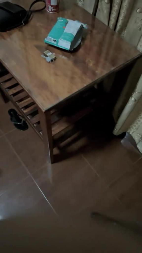 酒店约极品柬埔寨留学生大二学生,极品美女身材好皮肤白,理想中的性爱搭档。 预览截图 11