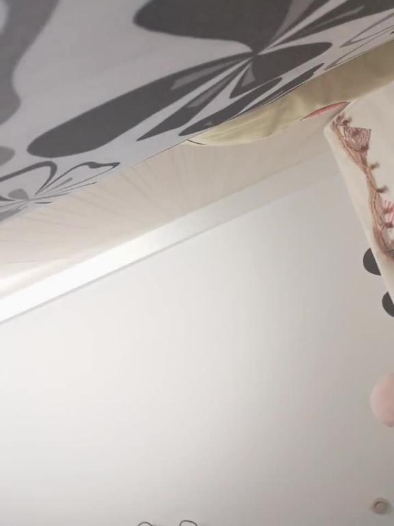 大奶伪娘 约炮粗根小直男 舔屌被操爽 预览截图 3