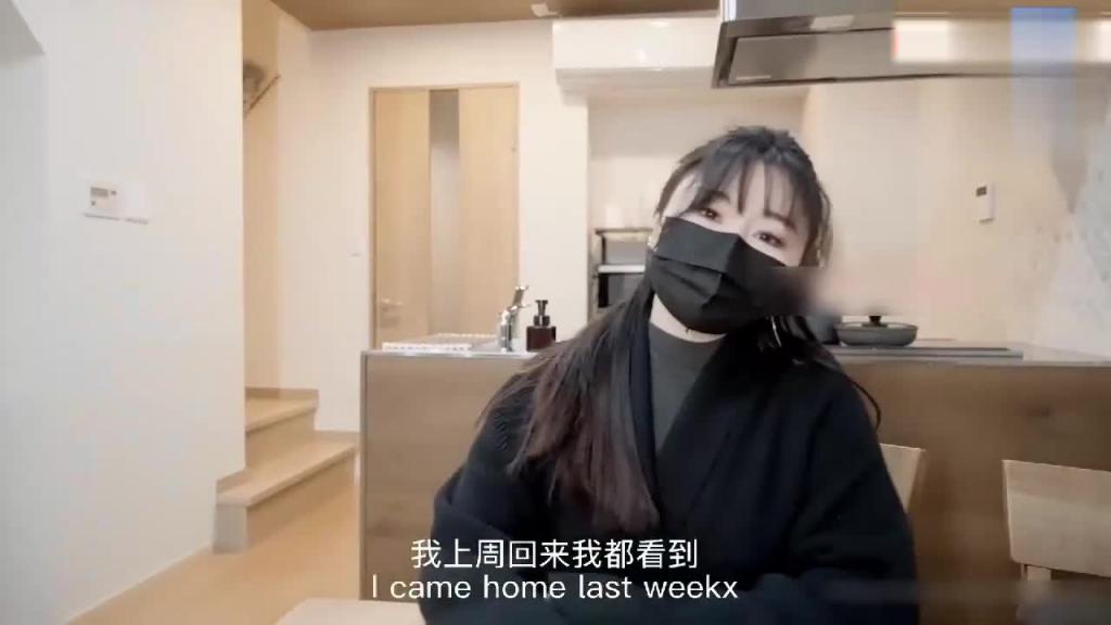 【母子】继母出轨被发现,用身体让儿子保秘,偷窃白虎继母,用继母胸罩打飞机 预览截图 3