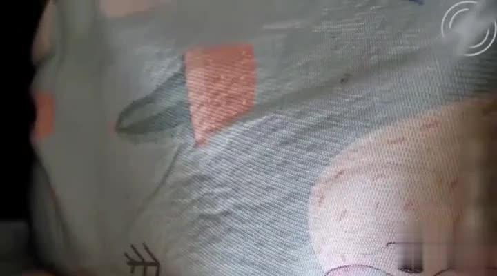 真实姐弟乱伦-离婚的姐姐好说不成,我强上了姐姐 预览截图 2