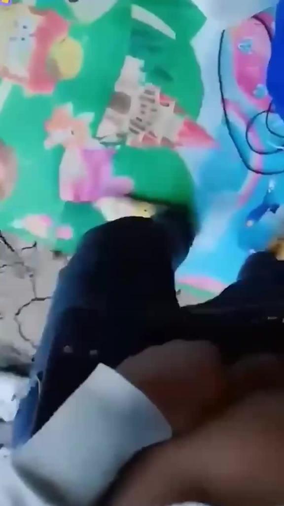 最新母子乱伦被曝光~美艳妈妈和技校儿子户外桥洞啪啪乱伦 预览截图 6