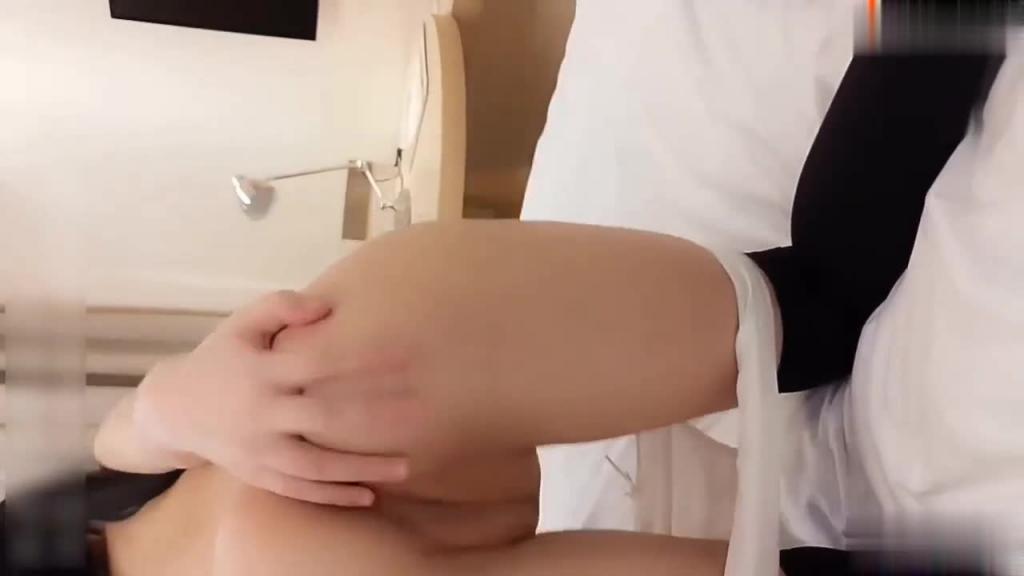 娇嫩小萝莉的极品一线天粉嫩鲍鱼 预览截图 5