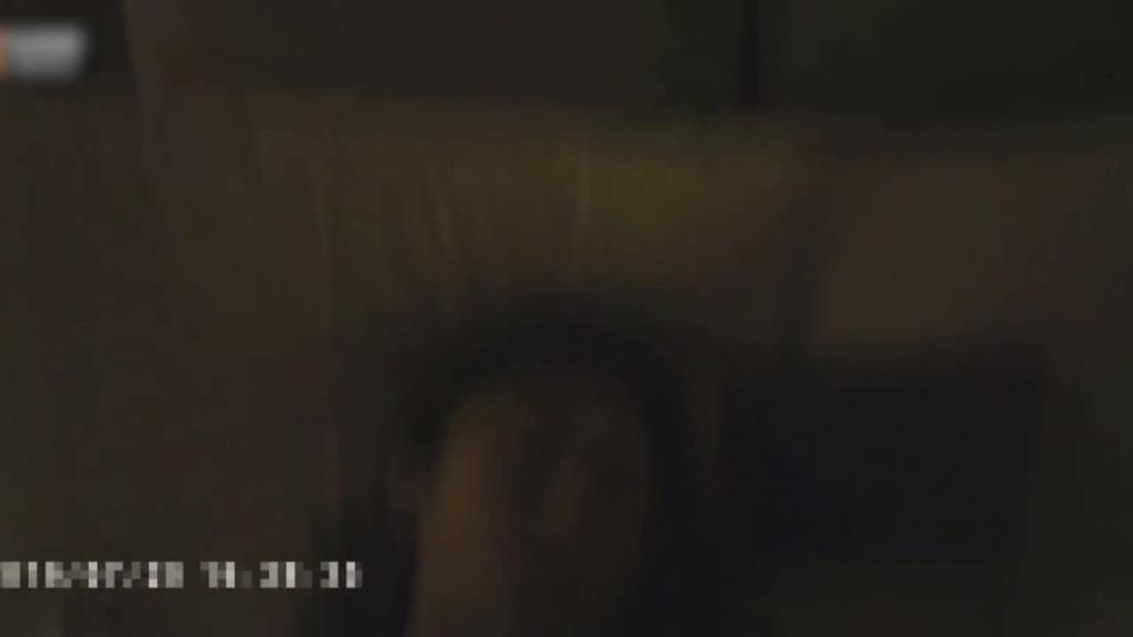 【反差泄密】出演过几部戏的高颜值大眼睛美少女,酒店被潜规则,坚挺大奶子呻吟声好听- 预览截图 3