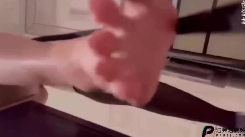 阿朱出狱 极品女神阿朱私房照流出 预览截图 11