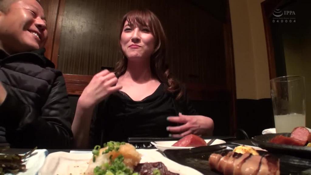 让森泽佳奈真正醉酒的喝整天AV档案! CESD-900 预览截图 3