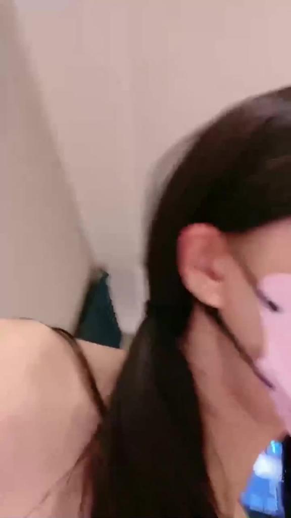 美少女酒店激情自慰粗大假屌磨蹭抽插! 预览截图 4