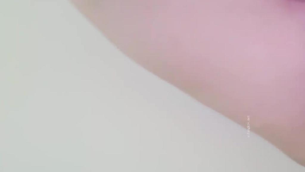 儿子和妈妈啪啪大秀 预览截图 12