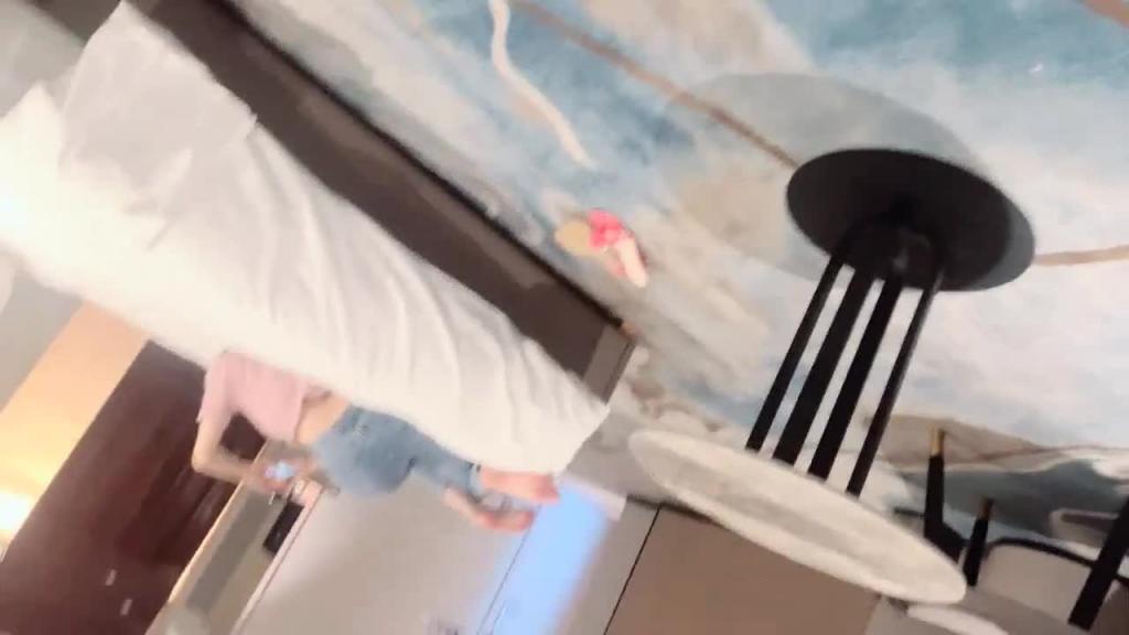 【秘密的咪咪】,下午布置好探花场地,人气小仙女来访,极品美乳鲍鱼菊花,白皙滑腻皮肤 预览截图 8