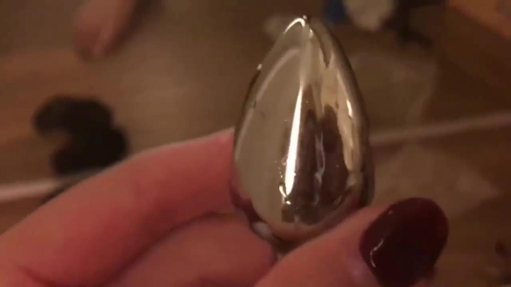 阿朱 骚摸自慰掰穴,还上个肛塞2 预览截图 2