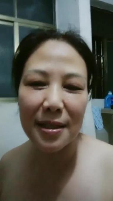 真实母子乱伦 妈妈女上位被儿子干到高潮 预览截图 3