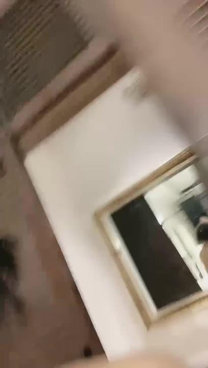 大奶淫模好骚好诱惑,精彩露脸高颜值大秀啪啪直播,打着电话被大哥压在身下抽插,淫声荡语不断奶子乱晃刺激 预览截图 11