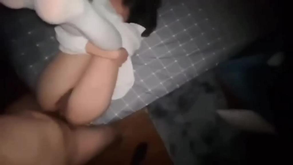 中出02年的小可爱嫩的都出水了 预览截图 12