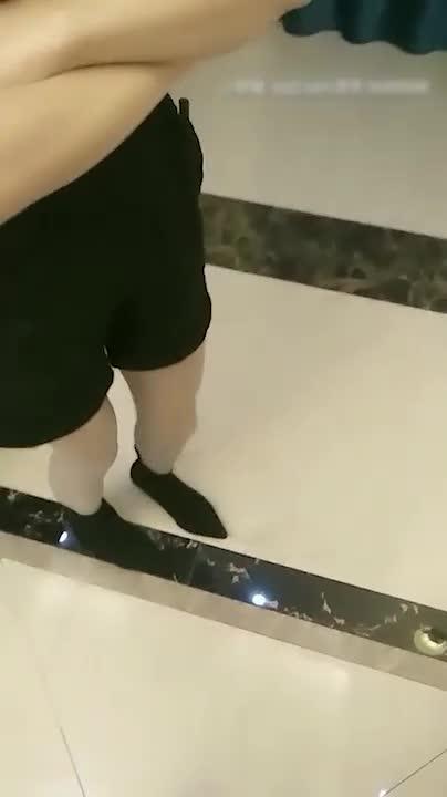 【勾搭那些事02】勾搭女同事,美胸巨乳丝袜诱惑 预览截图 1