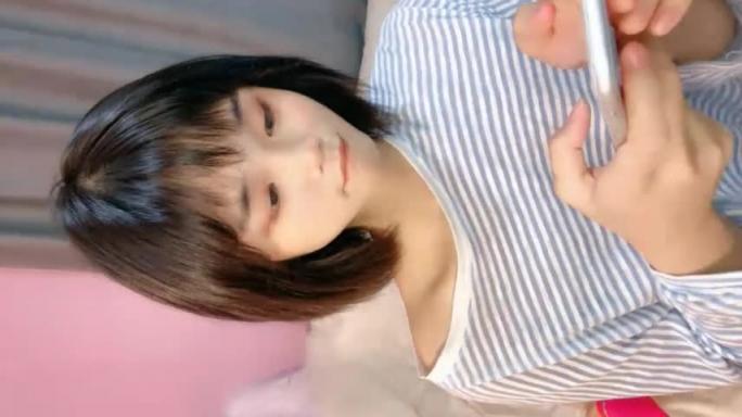 清纯学生妹首次操逼大秀菊花塞着 预览截图 4