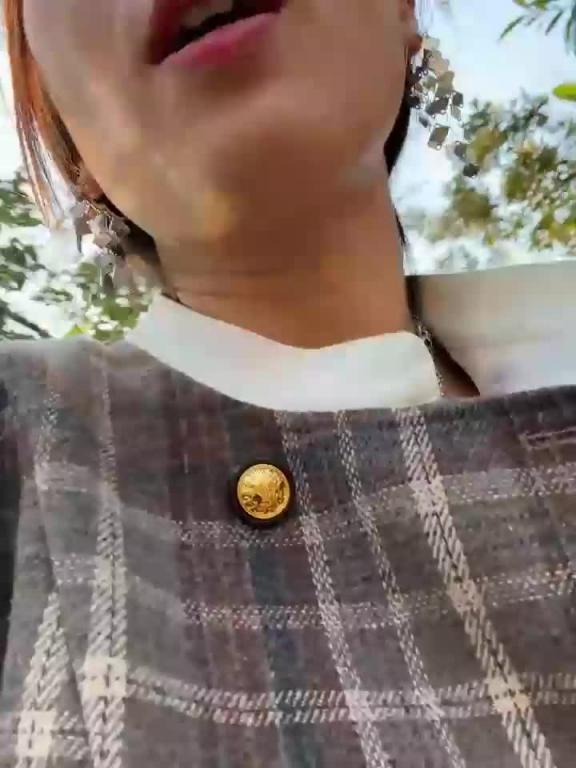 安徽人妻 旁边人来人往户外自慰,黑丝跳蛋玩喷水,超刺激超紧张大妈看懵。 预览截图 11