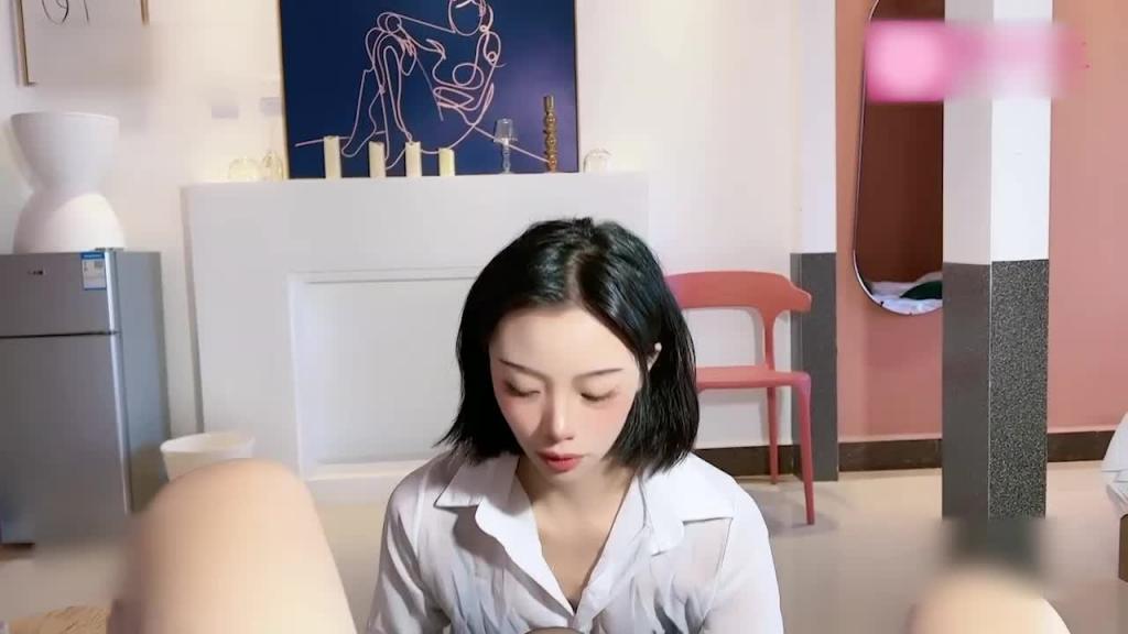 在线播放工作失误性感黑丝秘书将功赎罪 预览截图 2