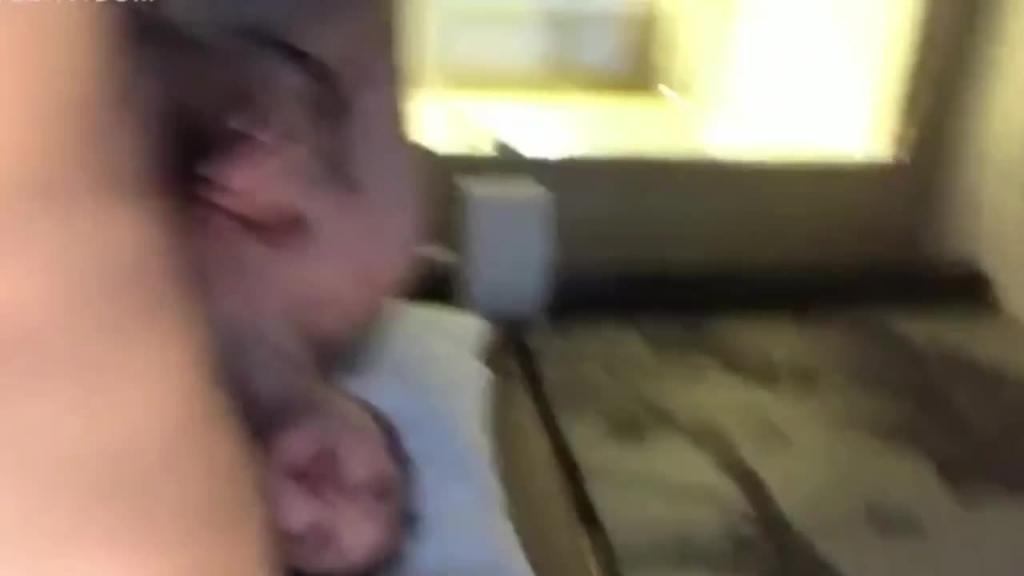 人妻推荐,巨乳嫂子在家帮我吃鸡巴,给哥哥戴绿帽子 预览截图 6