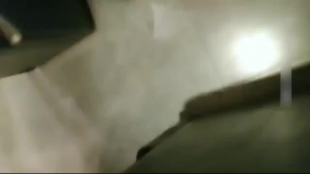 户外露出风骚少妇网吧厕所激情自慰随地捡个马桶刷插逼 预览截图 1