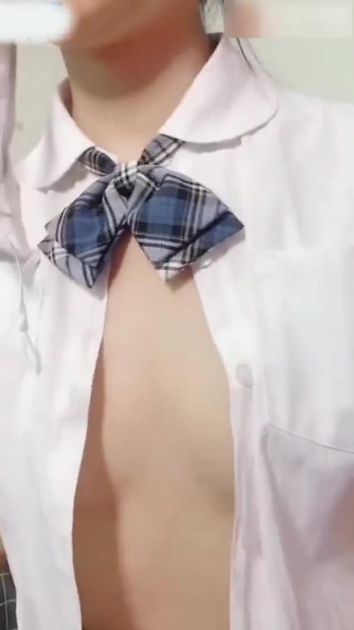 白虎少女掰逼自慰,情趣装一套套 预览截图 7