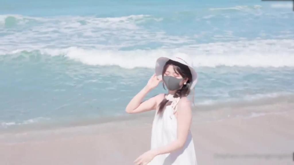 HongKongDoll 短篇集「海滩漫步的一天」 预览截图 3