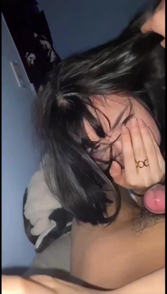 短发俏皮女孩和男友啪啪被曝光嘴上说不要身体 却很诚实 预览截图 10