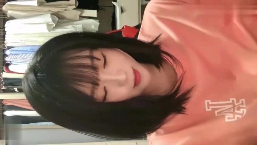 【清纯反差婊】小骚逼一脸狐媚样,真的很欠操,还是无毛逼 预览截图 6