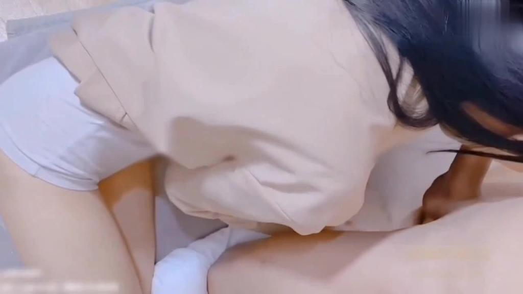 清纯性感白嫩小学妹被当做妓女一样狠狠羞辱爆操白虎粉穴 预览截图 3