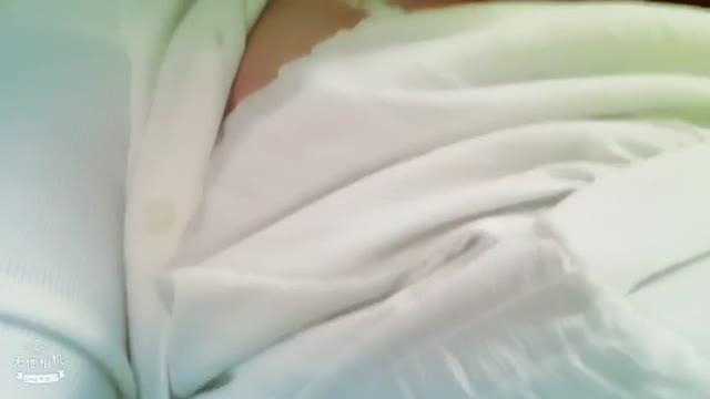 把小姨子舔爽了bb抽烟太给力。 预览截图 3