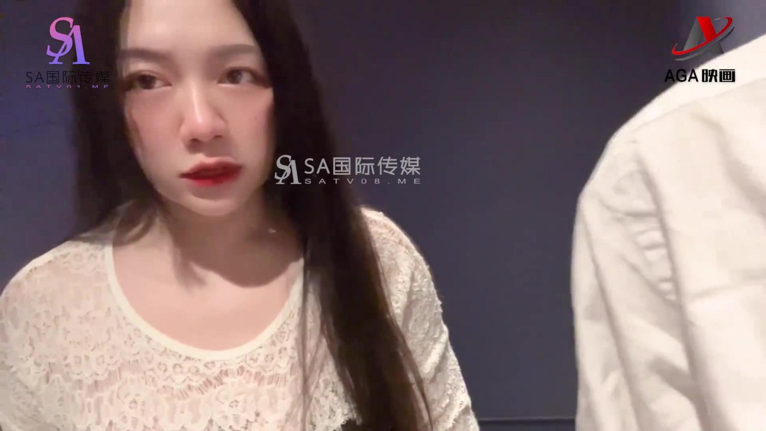 AGAW125:巨乳人妻OL跟男同事出差住旅馆骚穴被操翻 预览截图 1