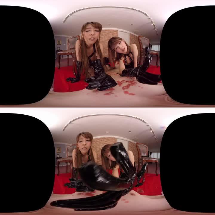 VR 双痴女M男调教 脚踏＆鞭打＆滴蜡尻到射 13dsvr00116 预览截图 12