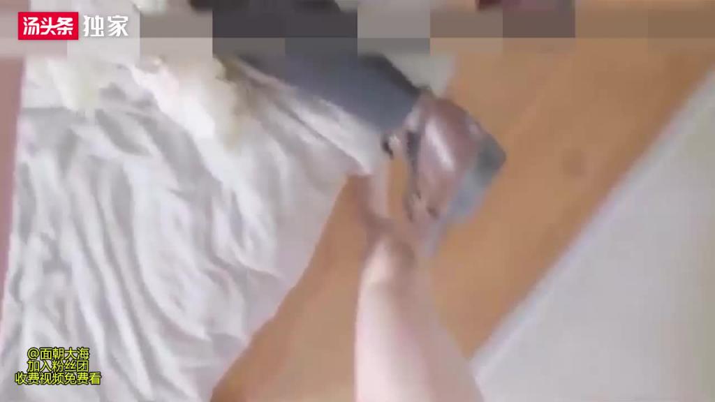 【二次元妹子】一线天白虎小骚逼,水多,操起来很滑,而且淫叫声很酥!! 预览截图 7