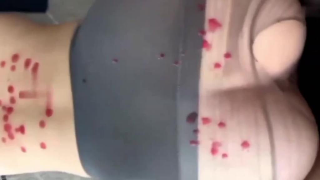炸裂精选【火爆全网黑料】高三学生妹被主人调教成母狗，喜欢滴蜡抽逼 预览截图 5