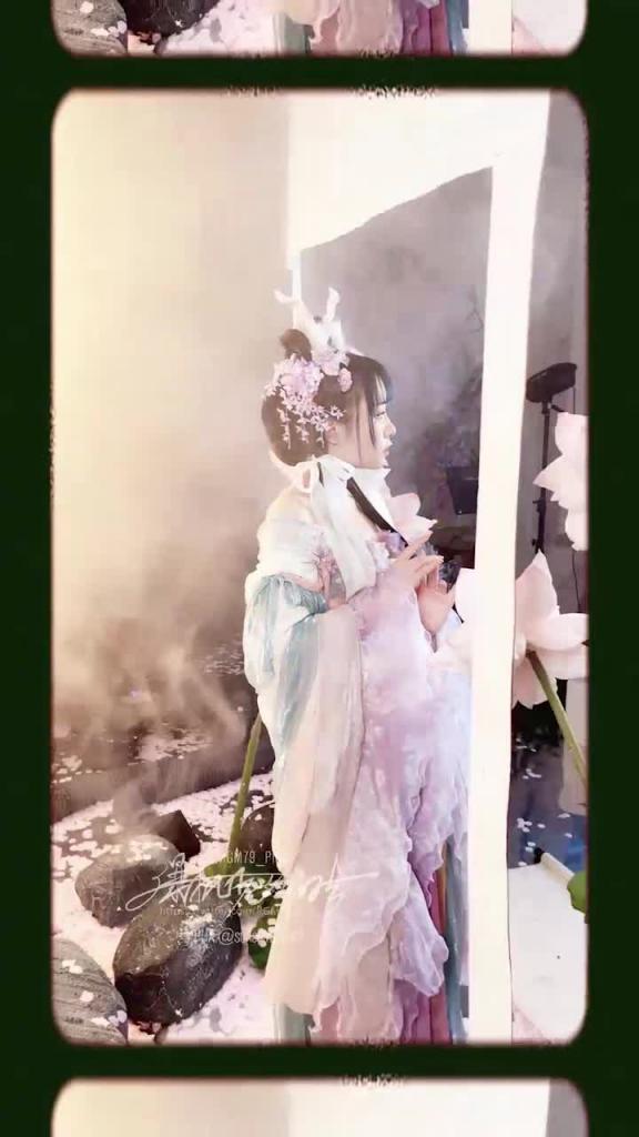 [爆机少女喵小吉]绮怀 预览截图 1