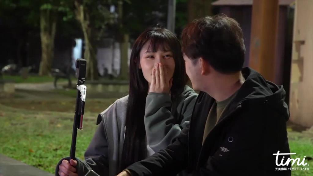 TM0057 无悔!痴女娜娜主动分享性爱的街头猎物!!! 预览截图 2