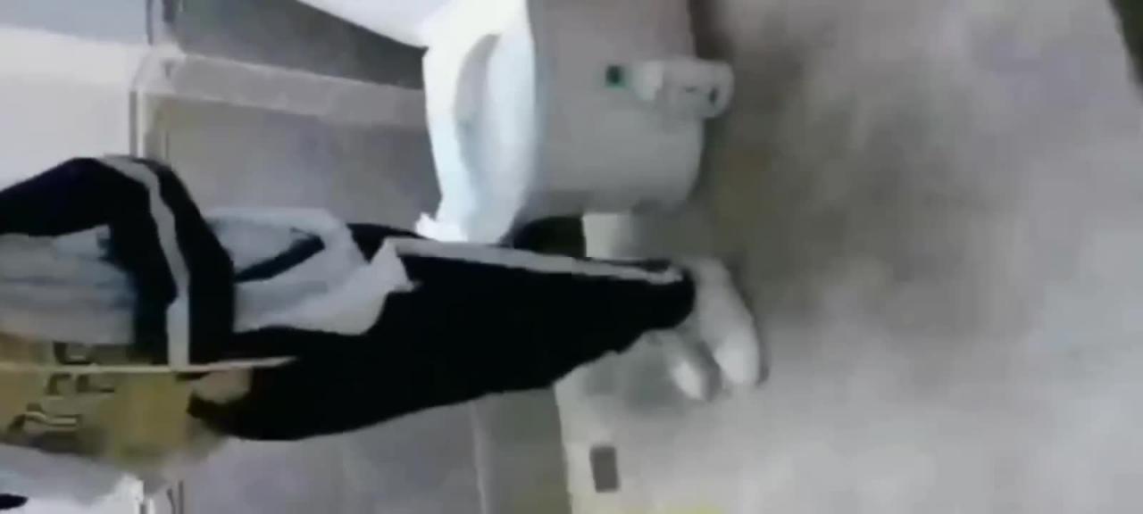 真实破处,高中生欠下高利贷被迫肉偿 预览截图 1