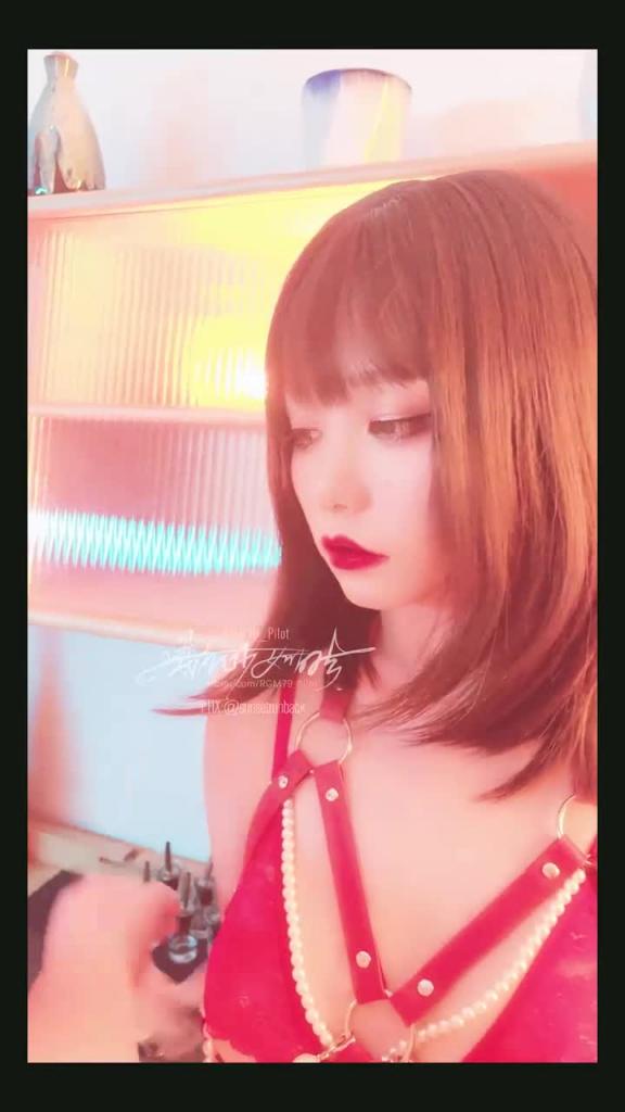 [爆机少女喵小吉]小吉的微醺时刻 预览截图 7